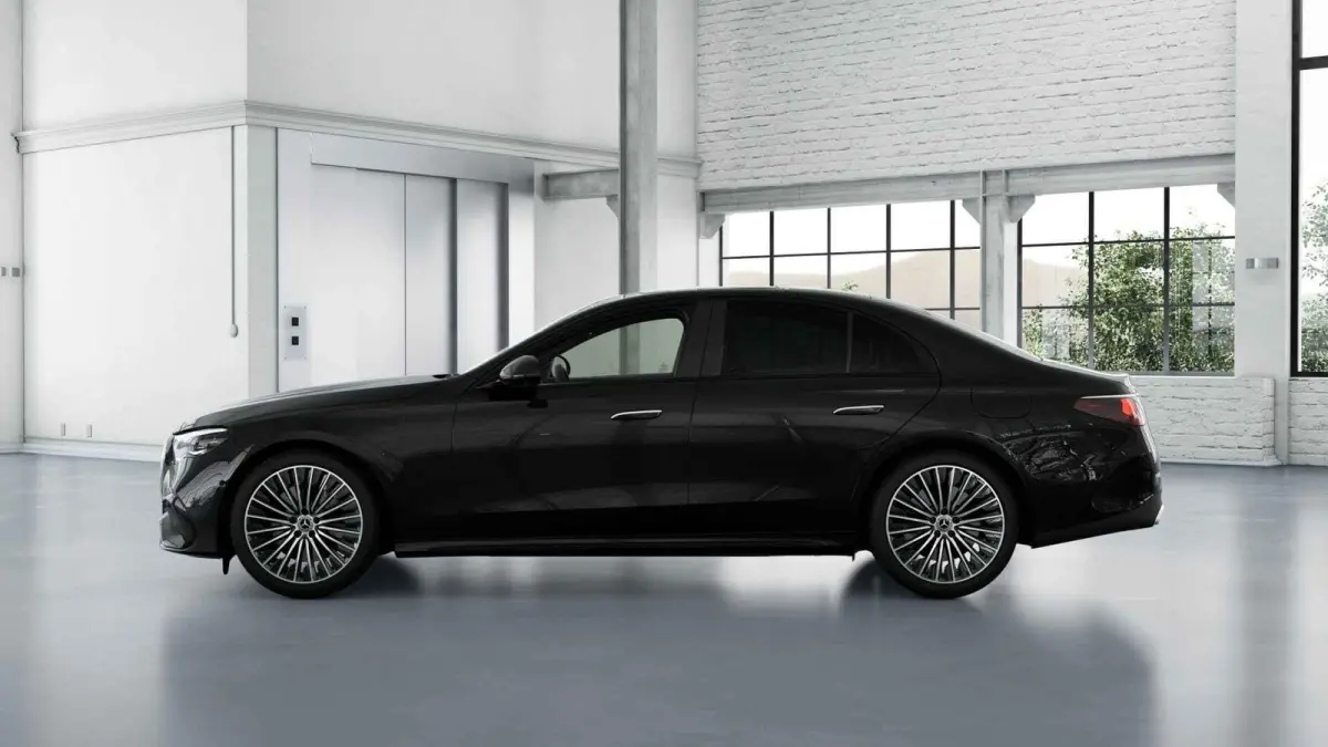 300e Sport Edition | Premium-pakket | Nightpakket | Dodehoekassistent | 360° camera | Stoel ventilatie voor |