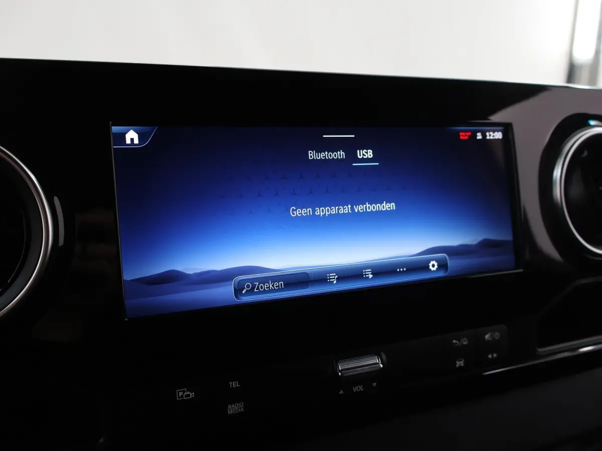 315 CDI | L2 H1 | RWD | PRO | Parkeercamera | Airco | Dodehoekassistent | Zijwindassistent | Cruise Control | Chauffeursstoel |