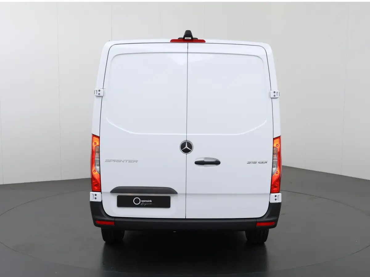 315 CDI | L2 H1 | RWD | PRO | Parkeercamera | Airco | Dodehoekassistent | Zijwindassistent | Cruise Control | Chauffeursstoel |