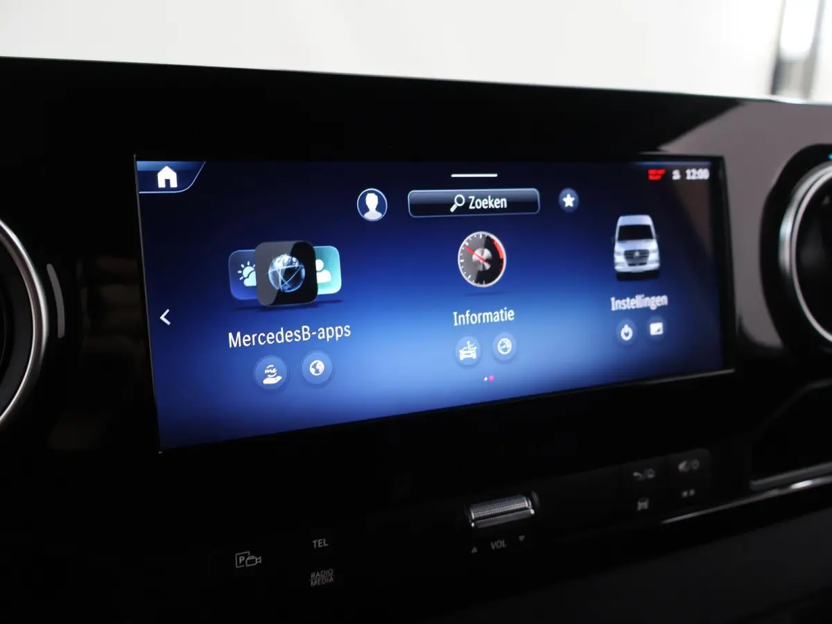 315 CDI | L2 H1 | RWD | PRO | Parkeercamera | Airco | Dodehoekassistent | Zijwindassistent | Cruise Control | Chauffeursstoel |