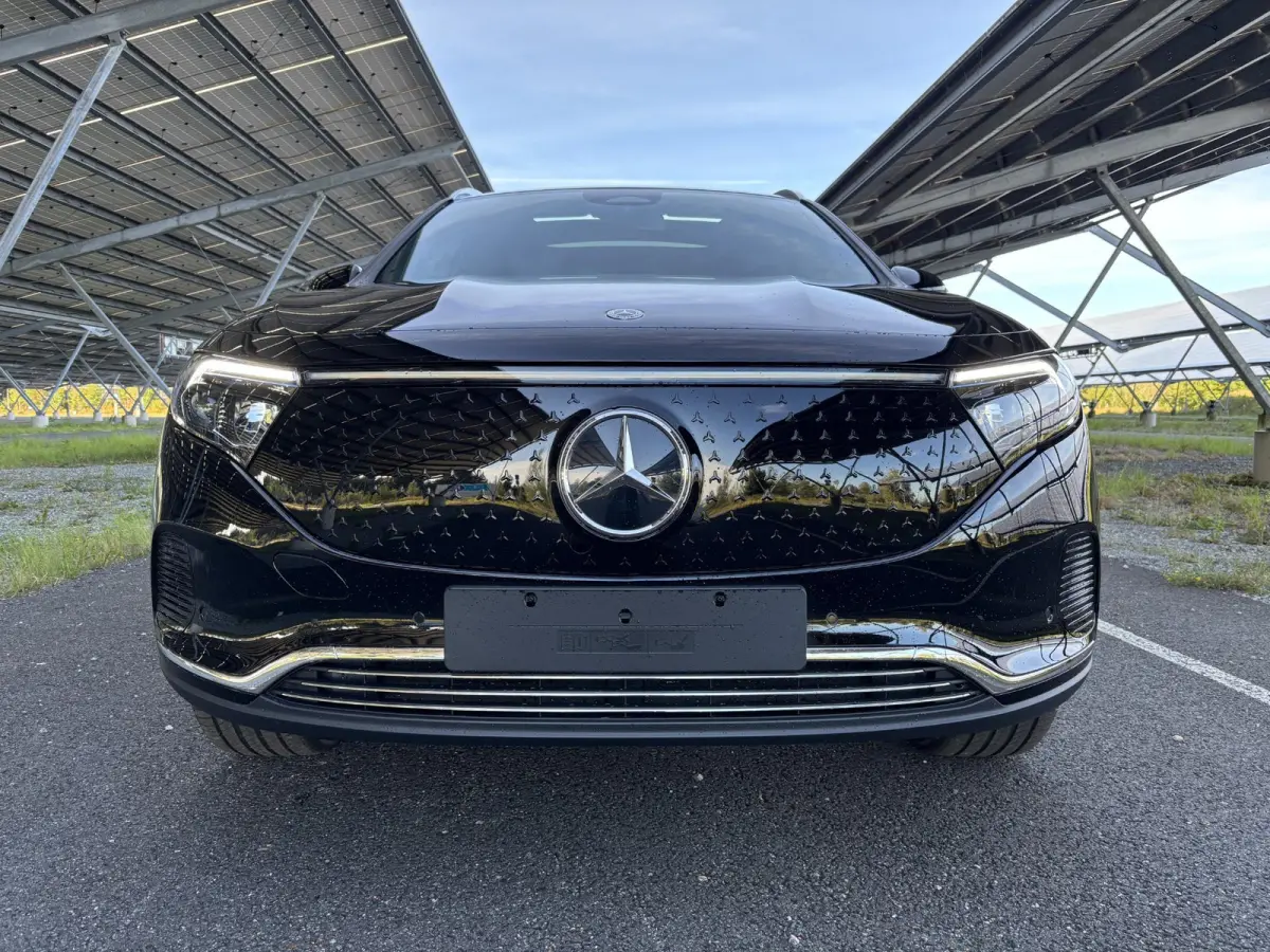 250+ Business Solution 71 kWh | Panoramadak | Dodehoekassistent | Parkeercamera | Sfeerverlichting | Apple carplay |