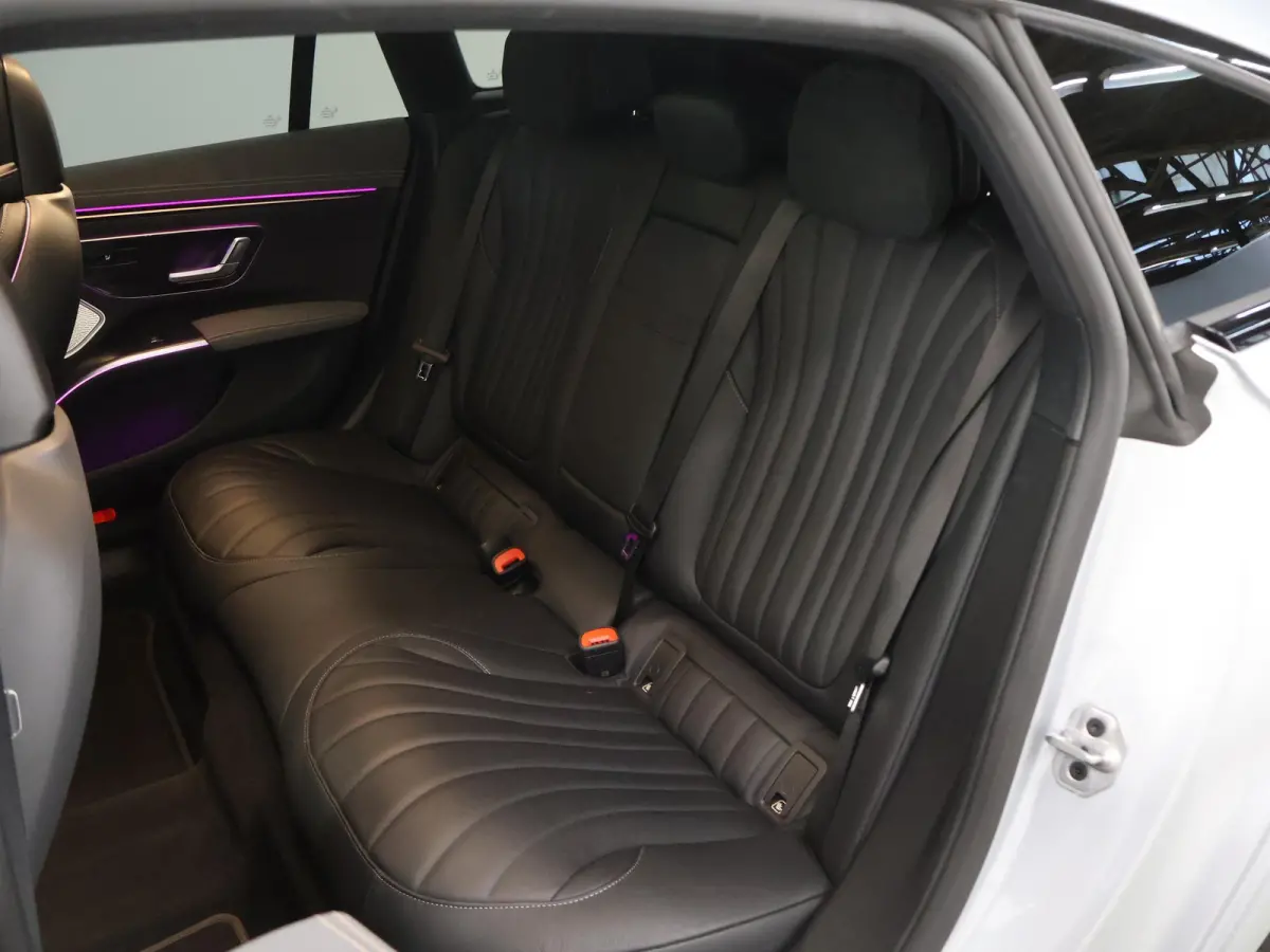 450+ AMG Line 108 kWh | Night | Panoramadak | Burmester | Memory | Stoelventilatie | Headup |