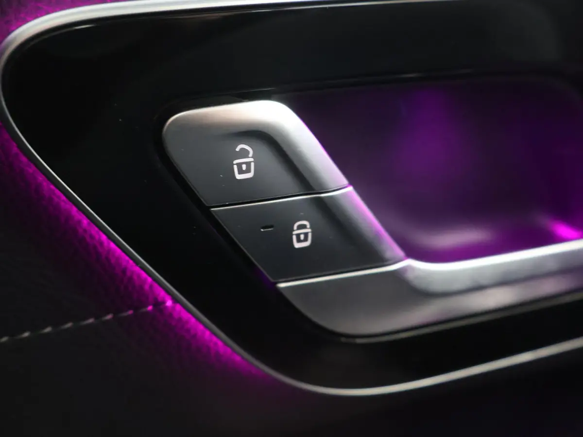 450+ AMG Line 108 kWh | Night | Panoramadak | Burmester | Memory | Stoelventilatie | Headup |