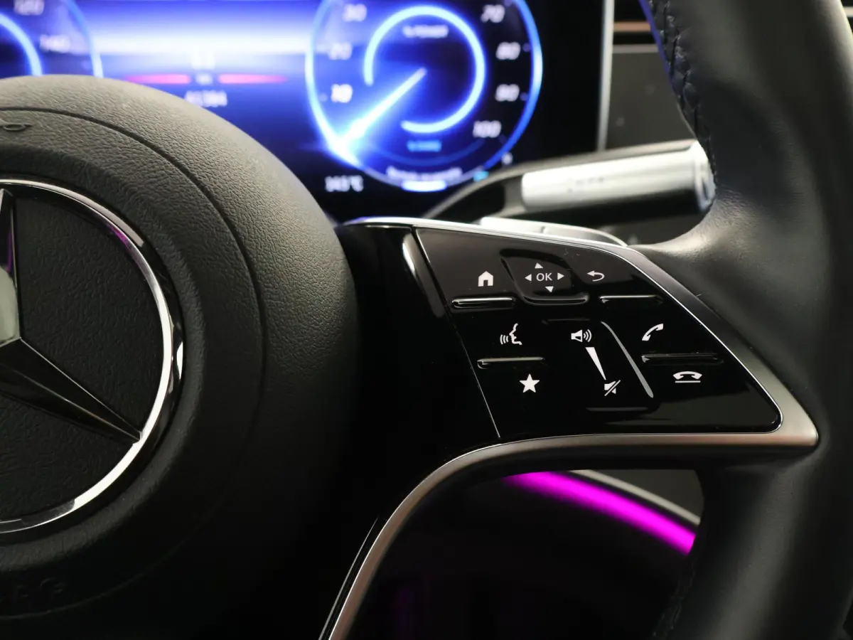 450+ AMG Line 108 kWh | Night | Panoramadak | Burmester | Memory | Stoelventilatie | Headup |