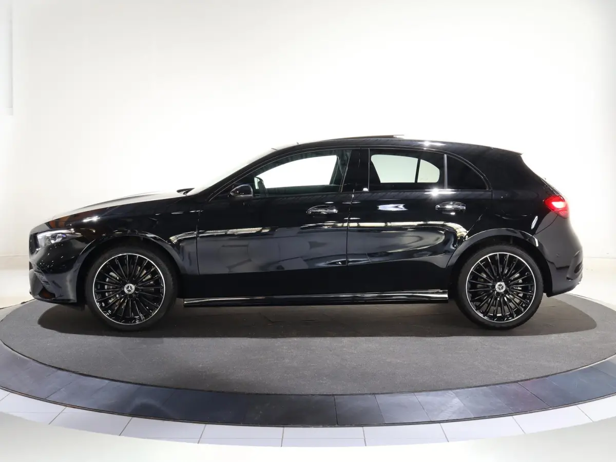 250e Business Solution AMG | Panoramadak | Stoelverwarming | Achteruitrijcamera | Multibeam LED | Keyless Entry/Go | Nightpakket |