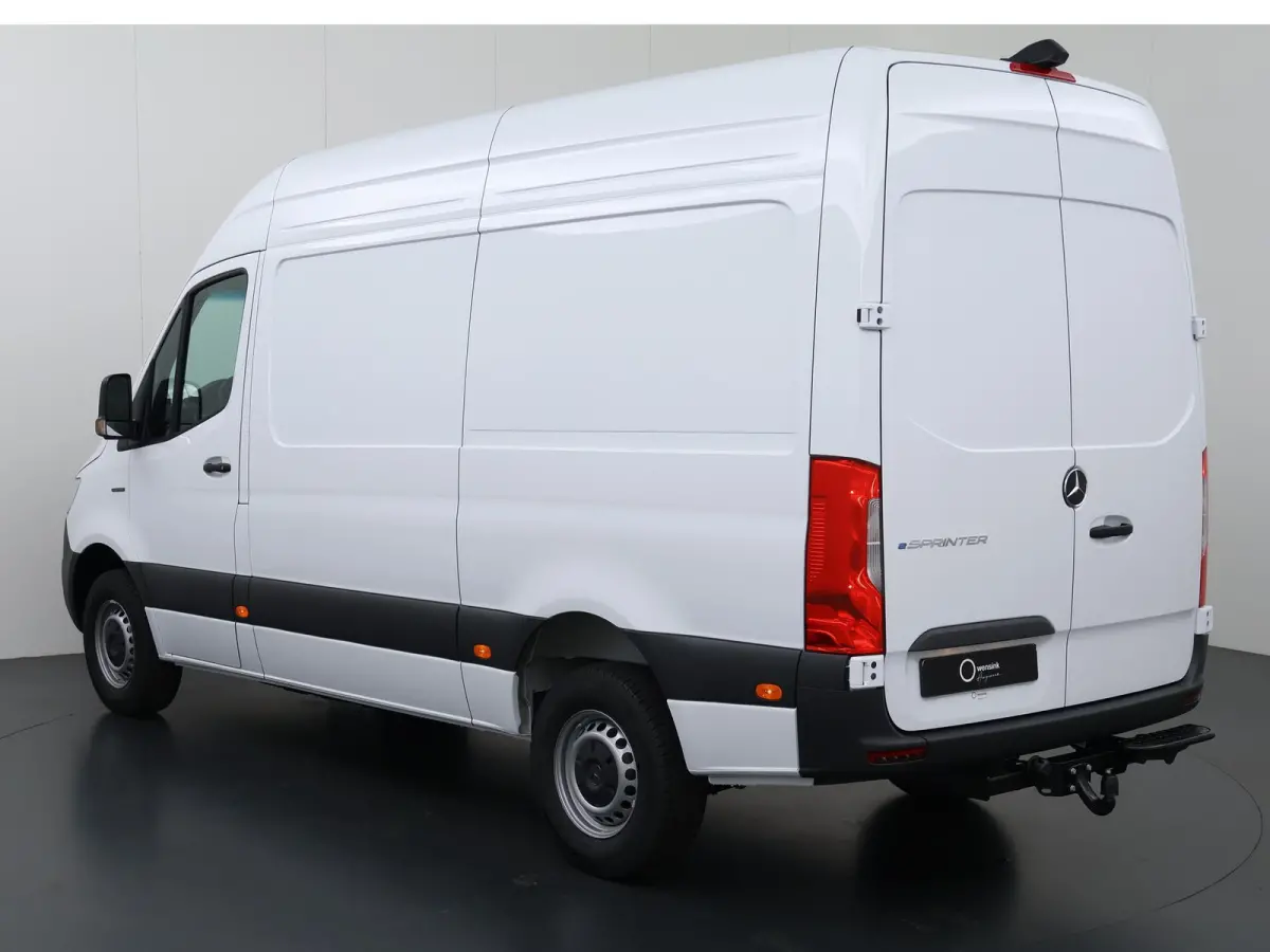 314 L2 H2 PRO | 56 kWh | 100% elektrisch | 2000kg Trekhaak | 115Kw/u DC Snelladen | Smartphone integratie pakket | Carplay | Camera |