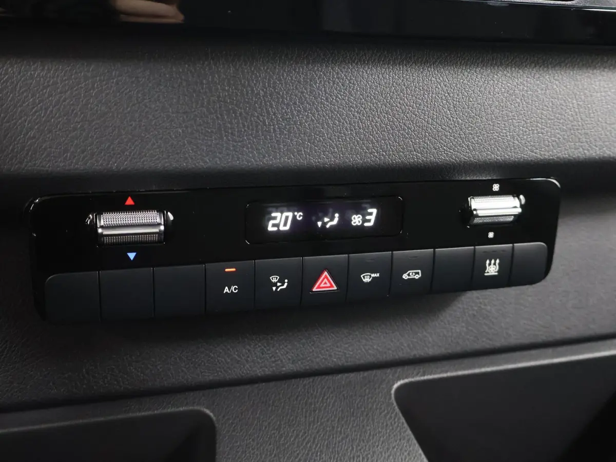 314 L2 H2 PRO | 56 kWh | 100% elektrisch | 2000kg Trekhaak | 115Kw/u DC Snelladen | Smartphone integratie pakket | Carplay | Camera |