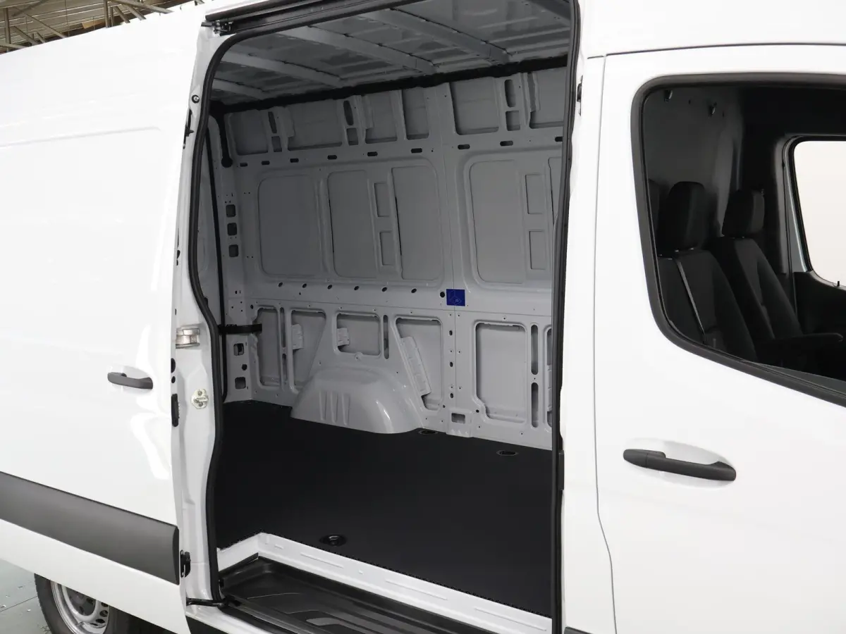 314 L2 H2 PRO | 56 kWh | 100% elektrisch | 2000kg Trekhaak | 115Kw/u DC Snelladen | Smartphone integratie pakket | Carplay | Camera |