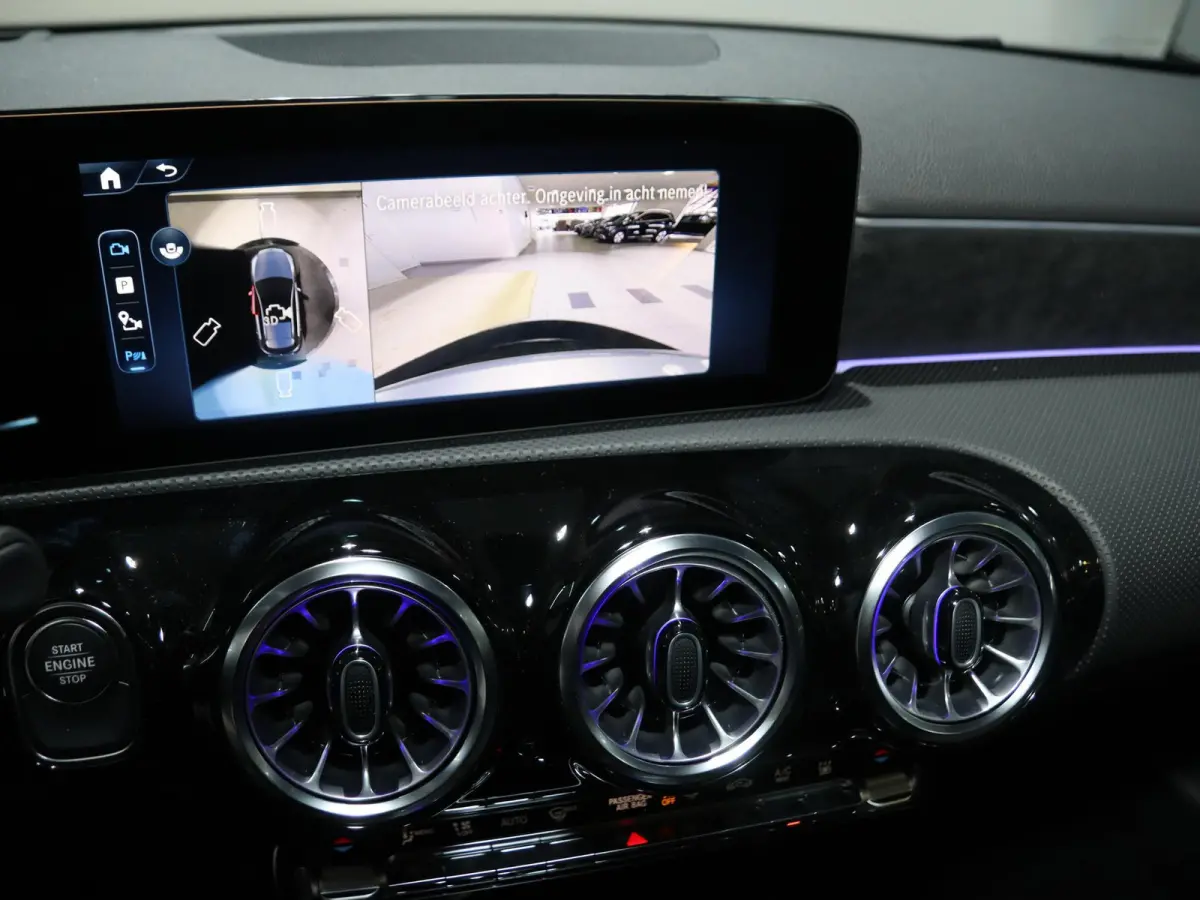 250e Business Solution AMG | Panoramaschuifdak | Head-up display | Premium Plus | Stoelverwarming | 360° camera |