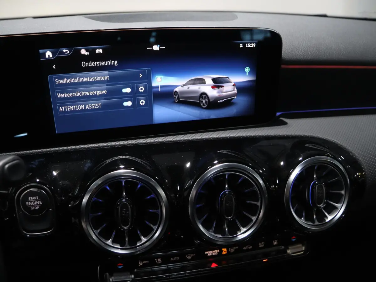 250e Business Solution AMG | Panoramaschuifdak | Head-up display | Premium Plus | Stoelverwarming | 360° camera |