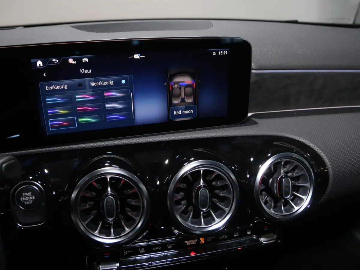 250e Business Solution AMG | Panoramaschuifdak | Head-up display | Premium Plus | Stoelverwarming | 360° camera |