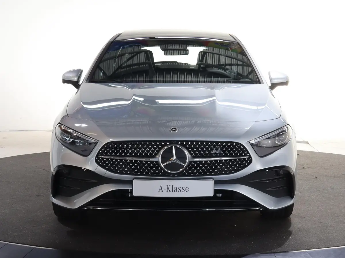 250e Business Solution AMG | Panoramaschuifdak | Head-up display | Premium Plus | Stoelverwarming | 360° camera |