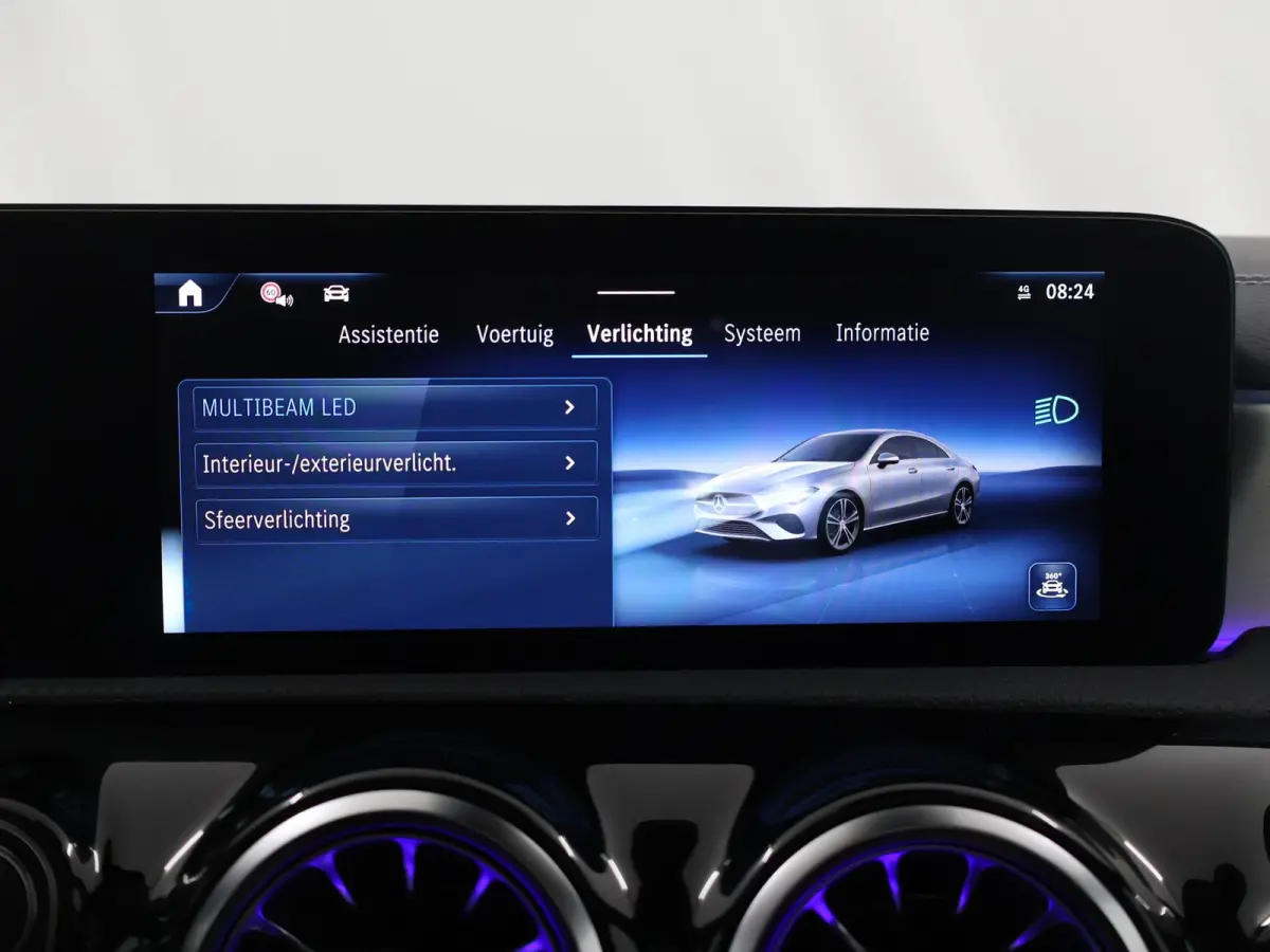 180 Business Solution AMG | Panoramaschuifdak | AMG Line Plus | Night pakket | Head-up display | 360° camera | 19"AMG velgen |
