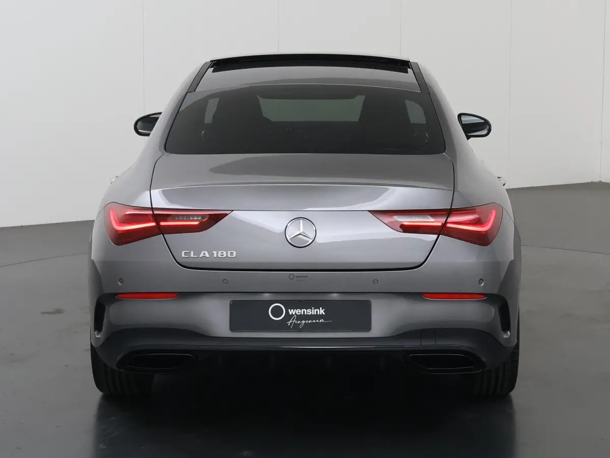 180 Business Solution AMG | Panoramaschuifdak | AMG Line Plus | Night pakket | Head-up display | 360° camera | 19"AMG velgen |
