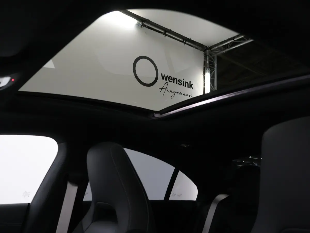 180 Business Solution AMG | Panoramaschuifdak | AMG Line Plus | Night pakket | Head-up display | 360° camera | 19"AMG velgen |