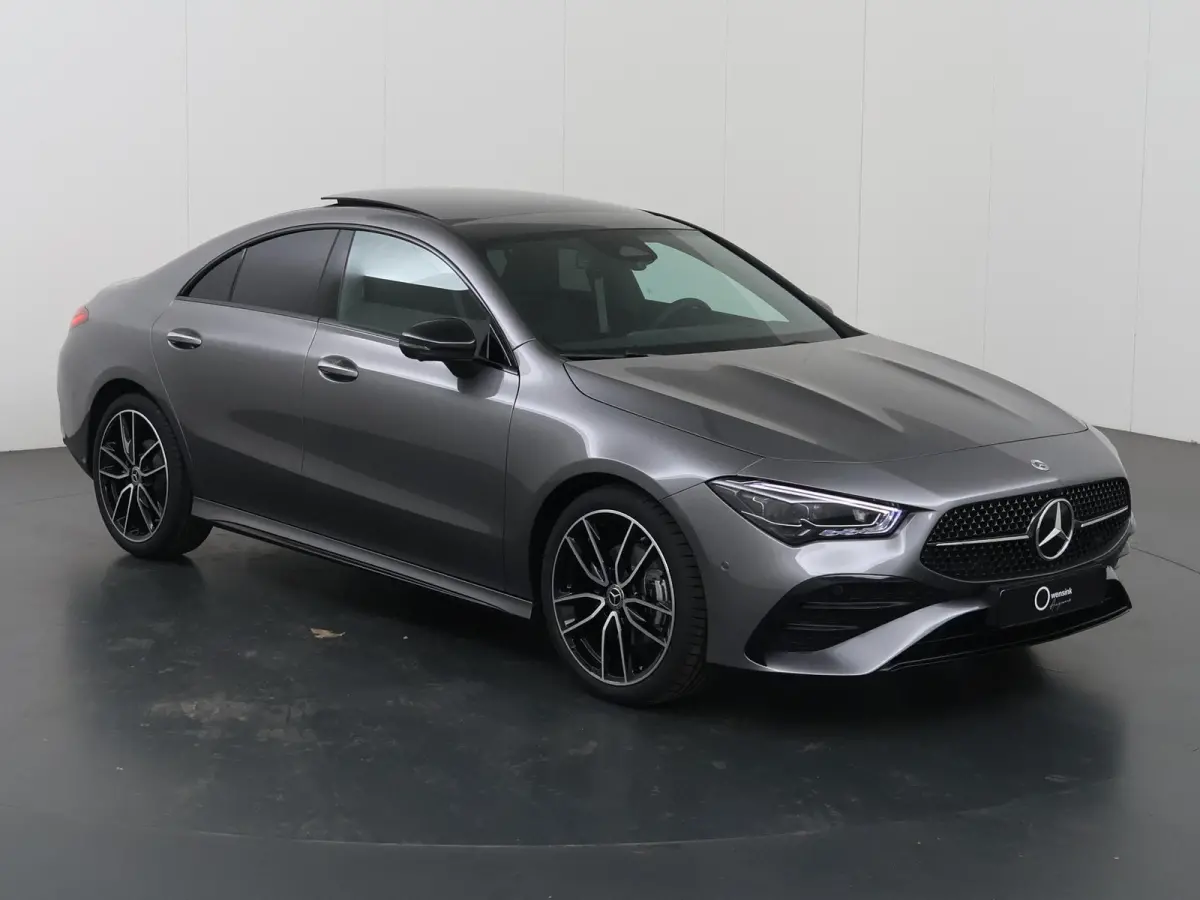 180 Business Solution AMG | Panoramaschuifdak | AMG Line Plus | Night pakket | Head-up display | 360° camera | 19"AMG velgen |