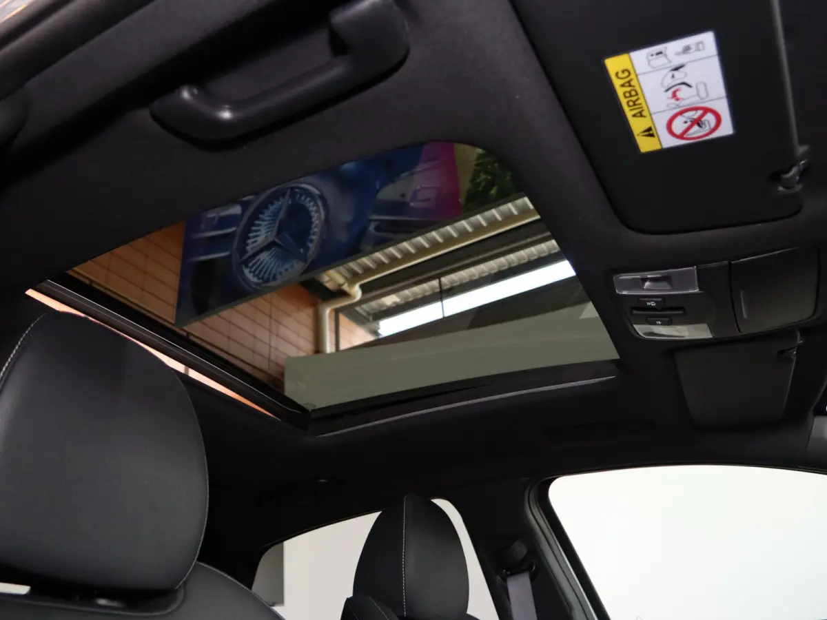 1.5 T-GDi GT-Line | Panoramaschuifdak | Stoelverwarming | LED-koplampen | Dodehoekassistentie  | Achteruitrijcamera | Privacy glass | Stuurwielverwarming |