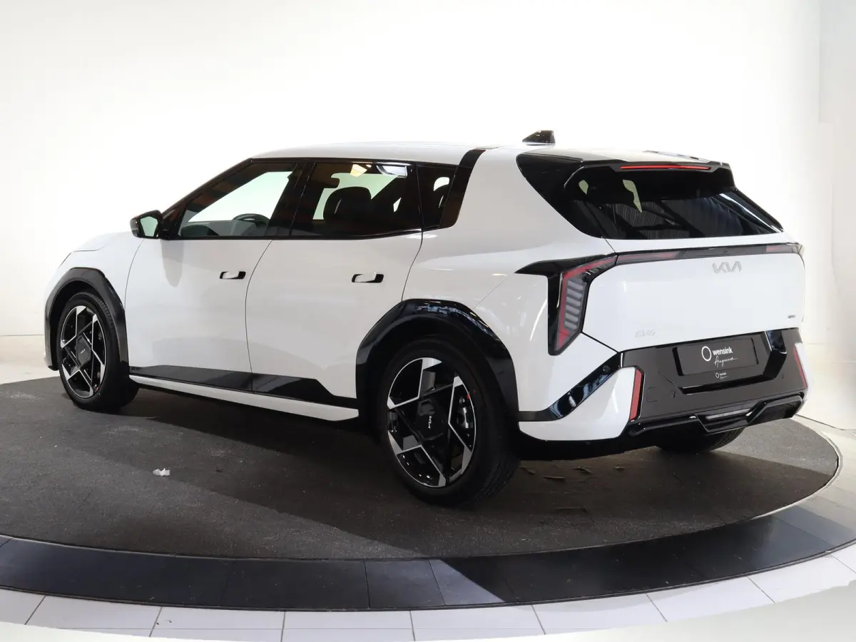 GT-Line Business Edition 81.4 kWh | Adaptieve cruise control | Stoel- en stuurwielverwarming | Achteruitrijcamera | 19" LM velgen GT-Line | LED-koplampen |