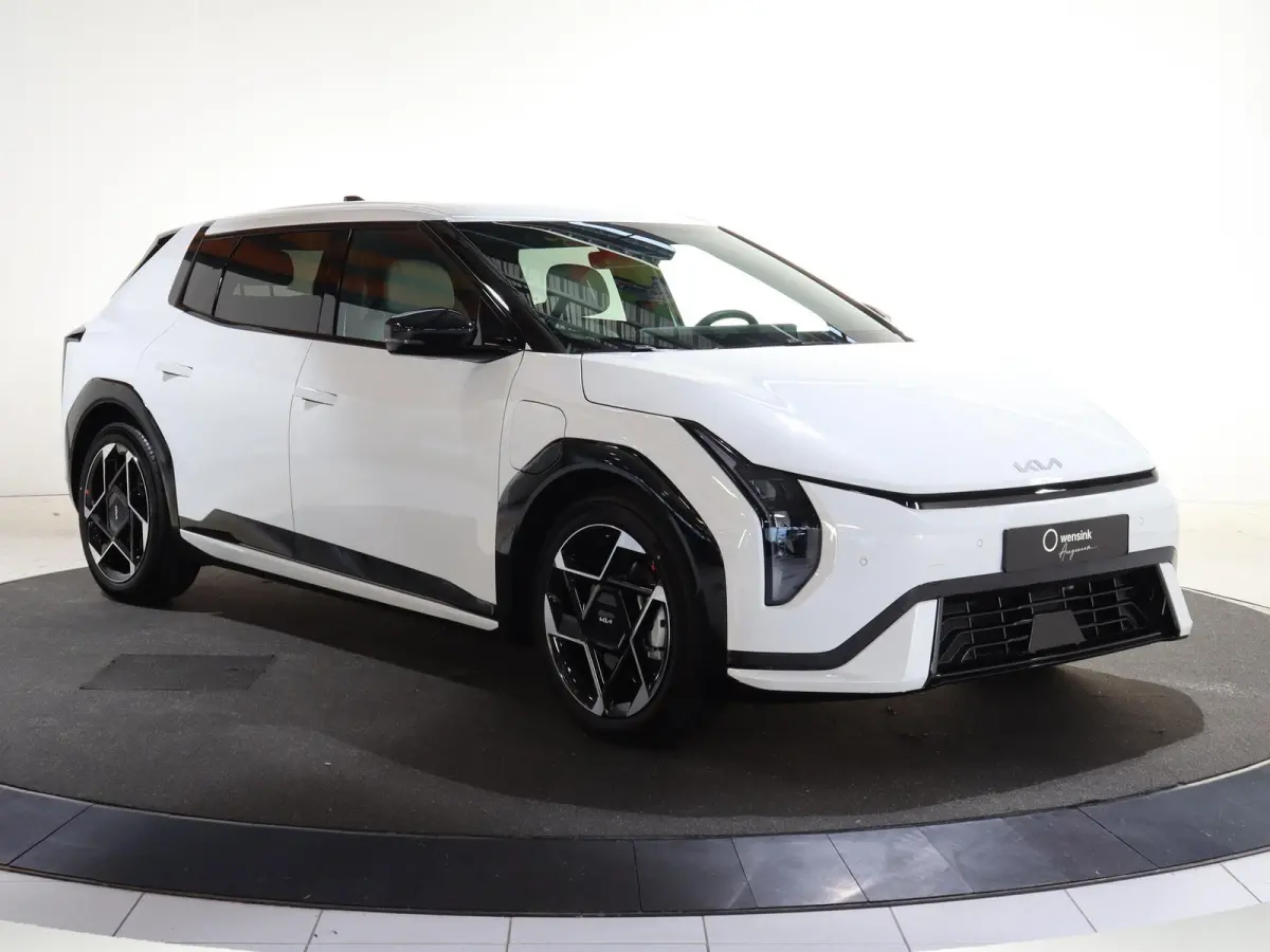 GT-Line Business Edition 81.4 kWh | Adaptieve cruise control | Stoel- en stuurwielverwarming | Achteruitrijcamera | 19" LM velgen GT-Line | LED-koplampen |
