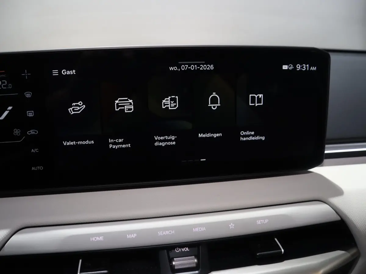 GT-Line Business Edition 81.4 kWh | Adaptieve cruise control | Stoel- en stuurwielverwarming | Achteruitrijcamera | 19" LM velgen GT-Line | LED-koplampen |