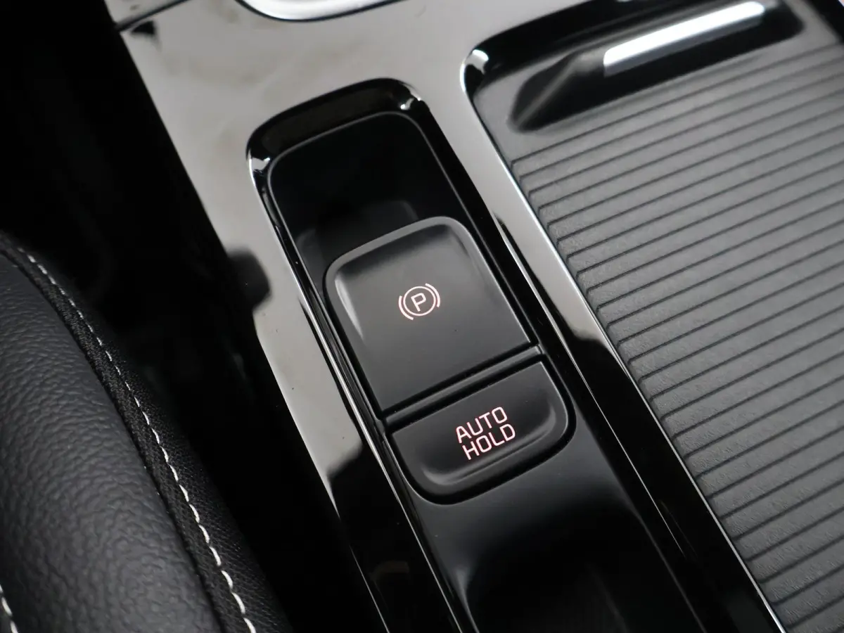 1.5 T-GDi GT-Line | Panoramadak | Matrix LED Koplampen | Stoel/Stuurverwarming | Keyless Go | Elektrisch bedienbare achterklep