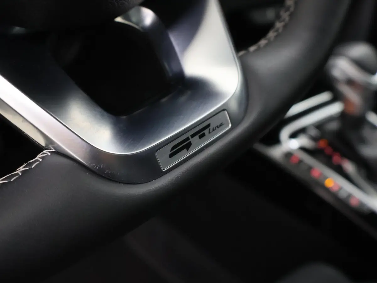 1.5 T-GDi GT-Line | Panoramadak | Matrix LED Koplampen | Stoel/Stuurverwarming | Keyless Go | Elektrisch bedienbare achterklep