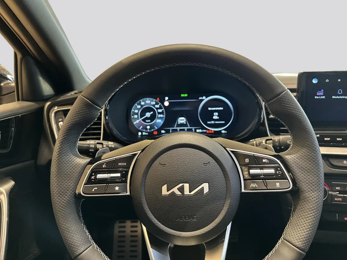 1.5 T-GDi DCT7 GT-Line | Panoramaschuifdak | Stoelverwarming | LED-koplampen | Dodehoekassistentie  | Achteruitrijcamera | Privacy glass | Stuurwielverwarming |