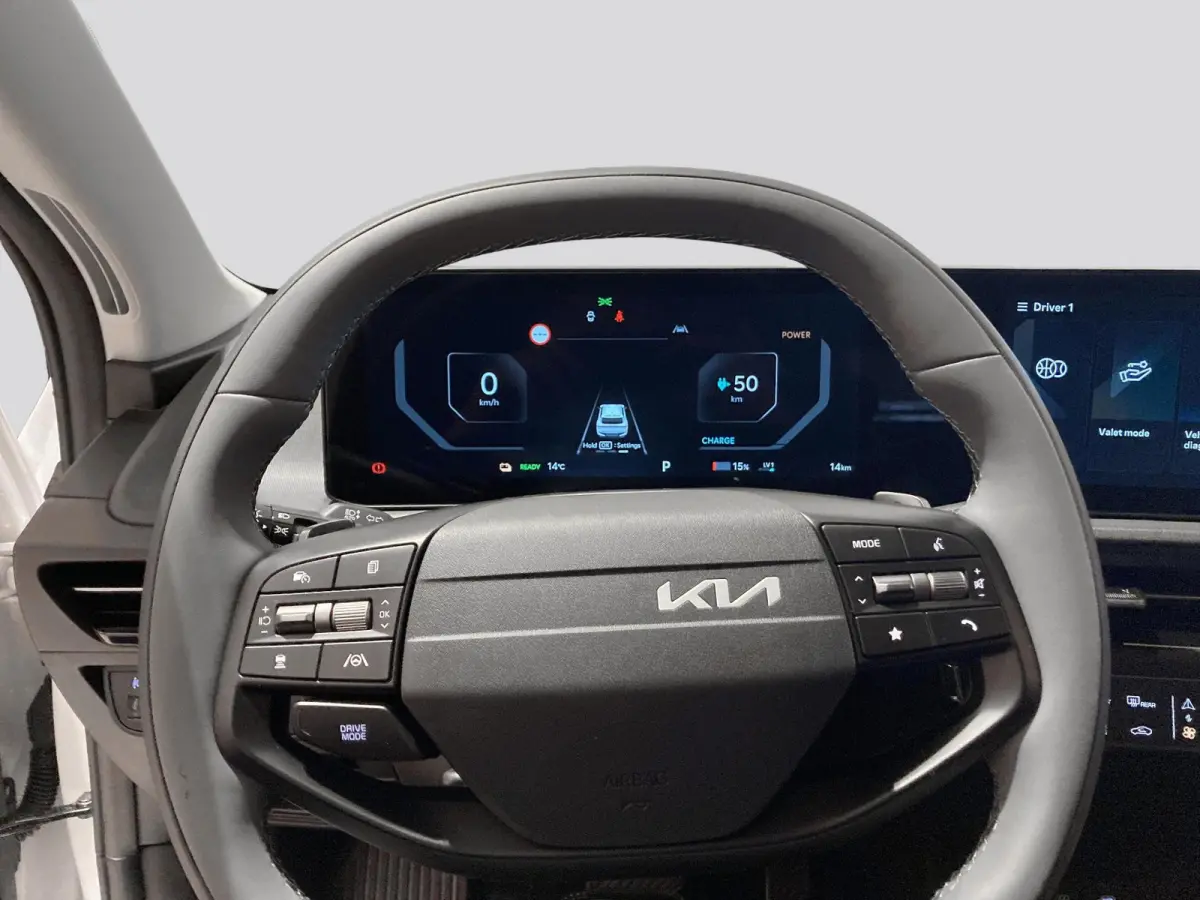 Light Edition 63 kWh | Stoelverwarming | Adaptieve cruise control | Parkeersensoren | Stuurwiel verwarmd |