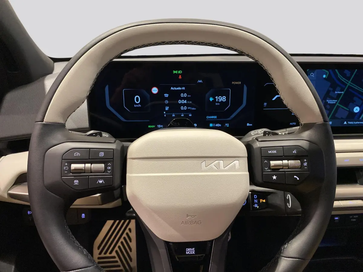 GT-Line Business Edition 81.4 kWh | Adaptieve cruise control | Stoel- en stuurwielverwarming | Achteruitrijcamera | 19" LM velgen GT-Line | LED-koplampen |