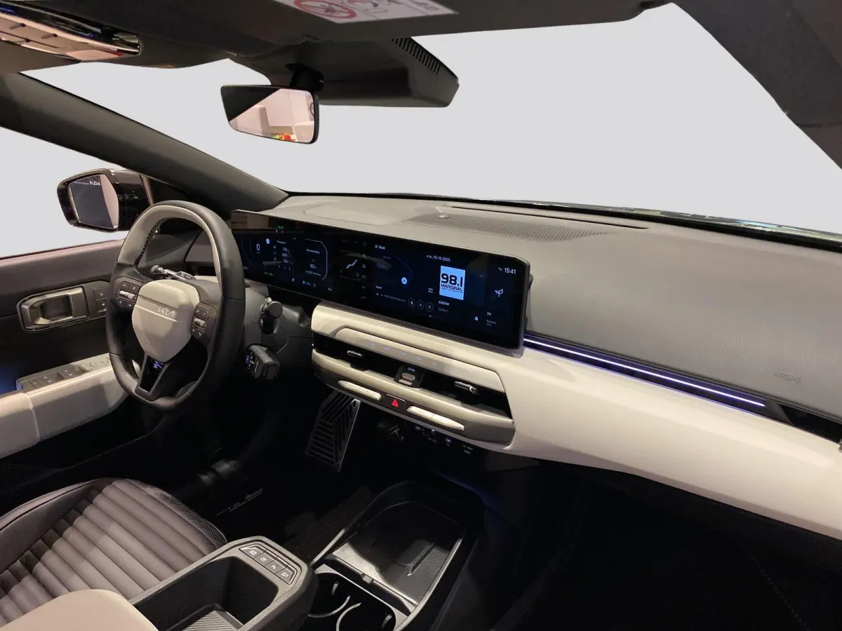 GT-Line Business Edition 81.4 kWh | Adaptieve cruise control | Stoel- en stuurwielverwarming | Achteruitrijcamera | 19" LM velgen GT-Line | LED-koplampen |