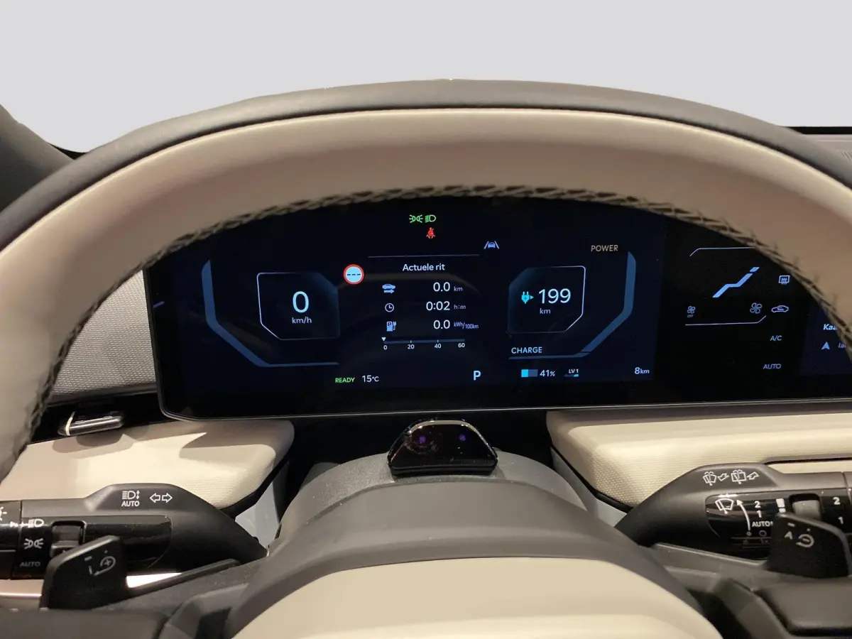 GT-Line Business Edition 81.4 kWh | Adaptieve cruise control | Stoel- en stuurwielverwarming | Achteruitrijcamera | 19" LM velgen GT-Line | LED-koplampen |