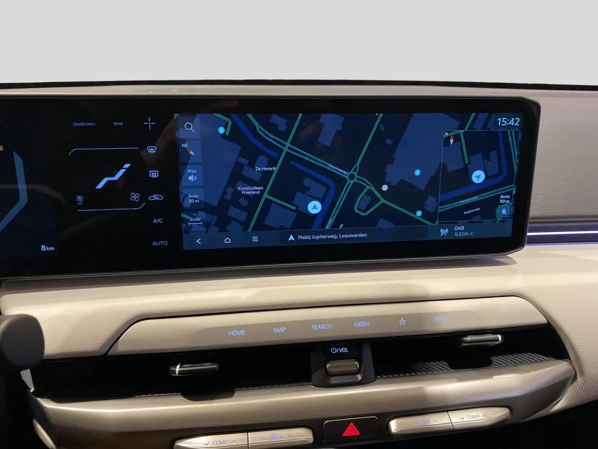 GT-Line Business Edition 81.4 kWh | Adaptieve cruise control | Stoel- en stuurwielverwarming | Achteruitrijcamera | 19" LM velgen GT-Line | LED-koplampen |