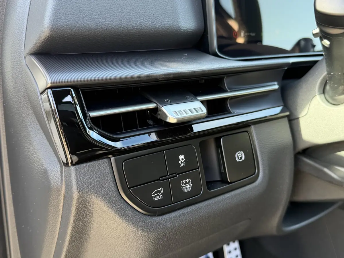 1.6 T-GDi Hybrid GT-Line Snel Leverbaar | Head-up display | Stoelverwarming | Schuif/kanteldak | Camera
