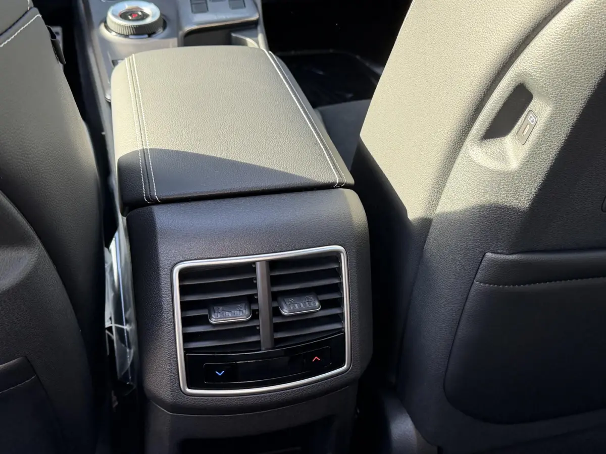 1.6 T-GDi Hybrid GT-Line Snel Leverbaar | Head-up display | Stoelverwarming | Schuif/kanteldak | Camera