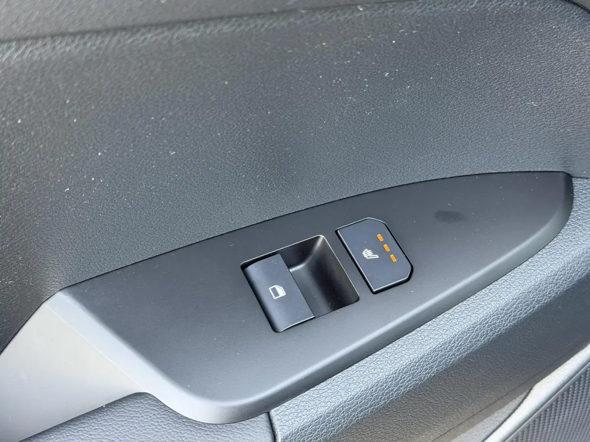 1.6 T-GDi Hybrid DynamicPlusLine | Panoramadak | Full LED matrix | Privacy glass | Stuurwielverwarming | Dodehoekassistentie | Stoelverwarming voor en achter |