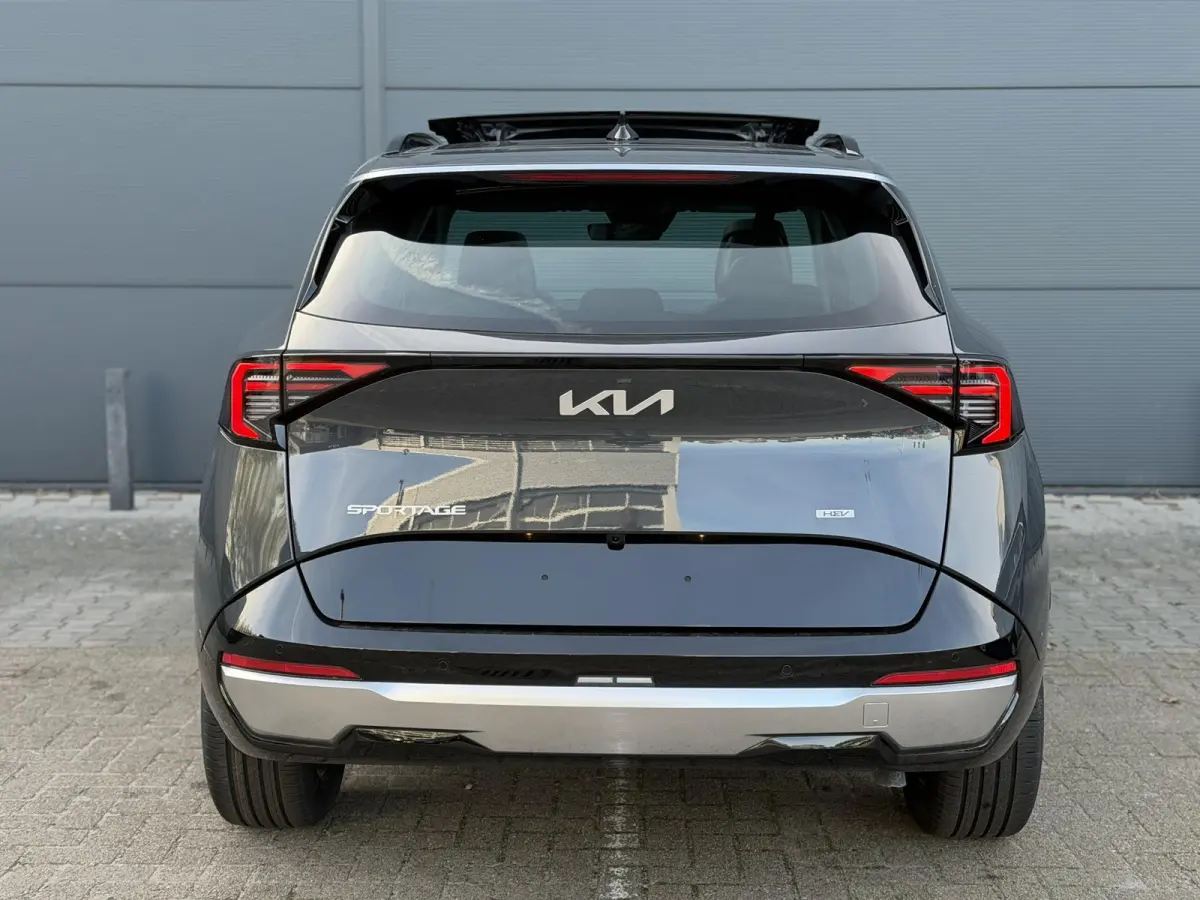 1.6 T-GDi Hybrid DynamicPlusLine | Panoramadak | Full LED matrix | Privacy glass | Stuurwielverwarming | Dodehoekassistentie | Stoelverwarming voor en achter |