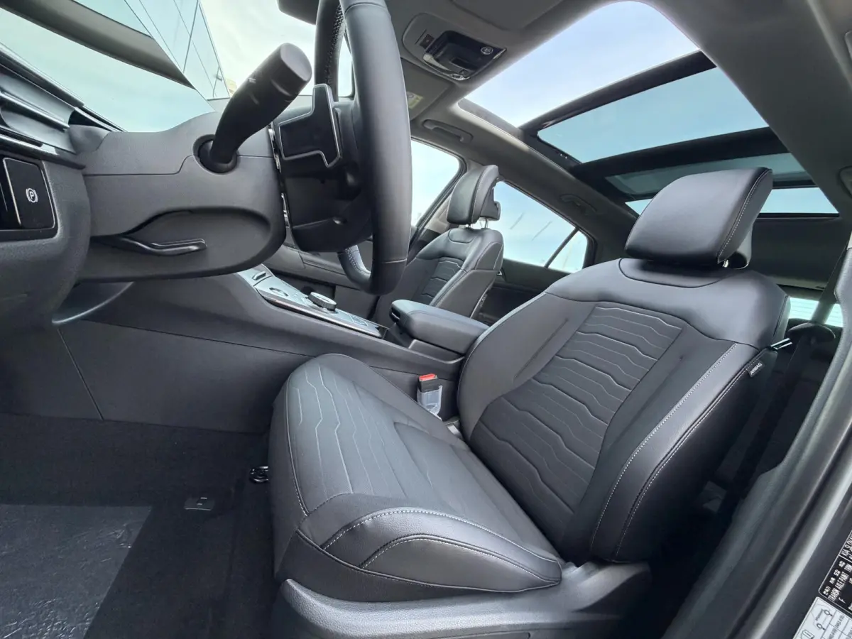1.6 T-GDi Hybrid DynamicPlusLine | Panoramadak | Full LED matrix | Privacy glass | Stuurwielverwarming | Dodehoekassistentie | Stoelverwarming voor en achter |