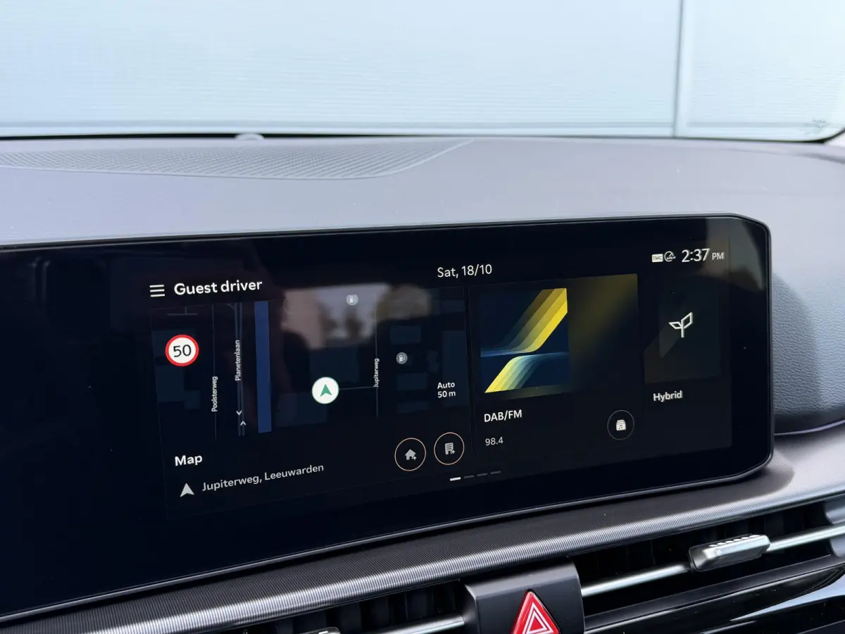 1.6 T-GDi Hybrid DynamicPlusLine | Panoramadak | Full LED matrix | Privacy glass | Stuurwielverwarming | Dodehoekassistentie | Stoelverwarming voor en achter |