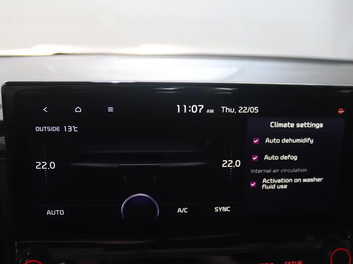 1.0 T-GDi Design Edition | Trekhaak | JBL | Stoelverwarming | Parkeersensoren | LED Koplampen | Dodehoekassistentie  | Adaptieve cruise control | Stuurwiel verwarmd |