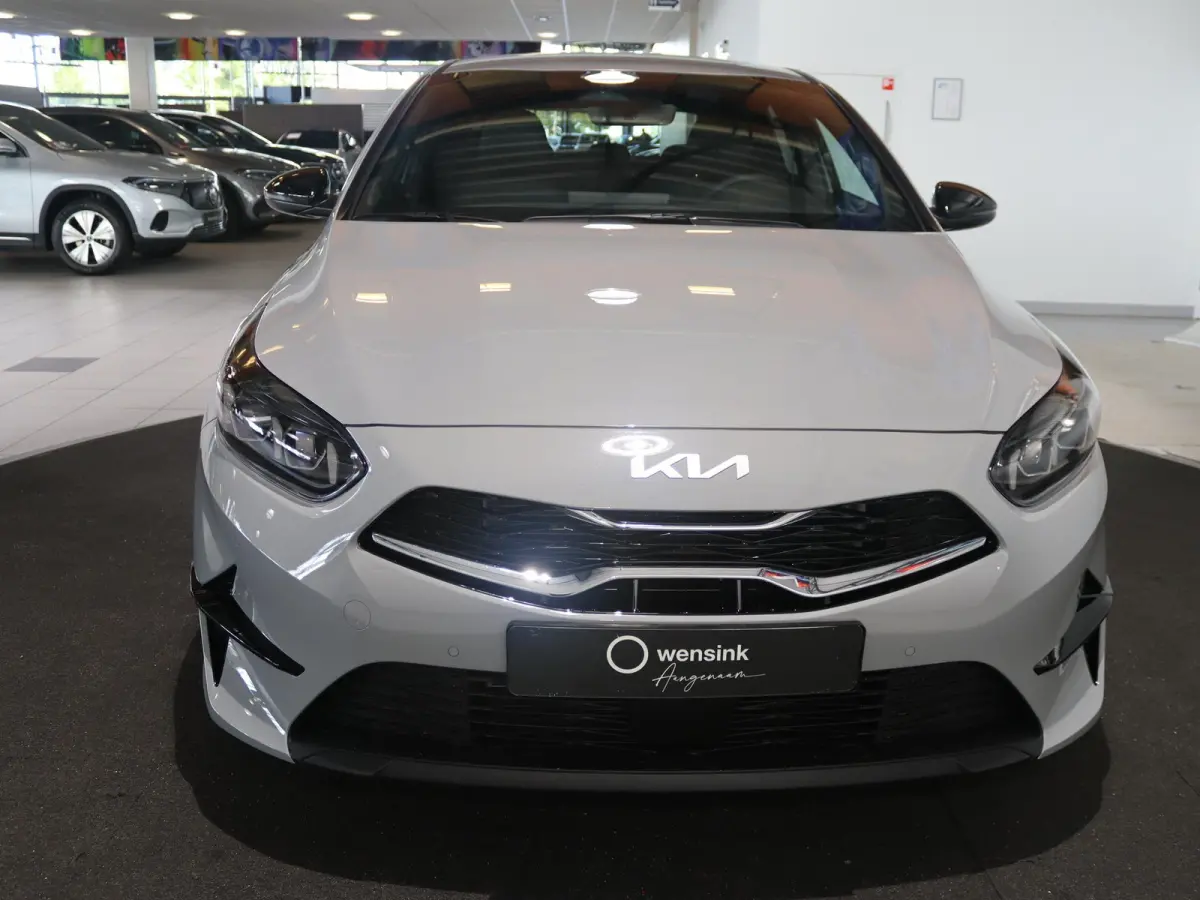 1.0 T-GDi Design Edition | Trekhaak | JBL | Stoelverwarming | Parkeersensoren | LED Koplampen | Dodehoekassistentie  | Adaptieve cruise control | Stuurwiel verwarmd |
