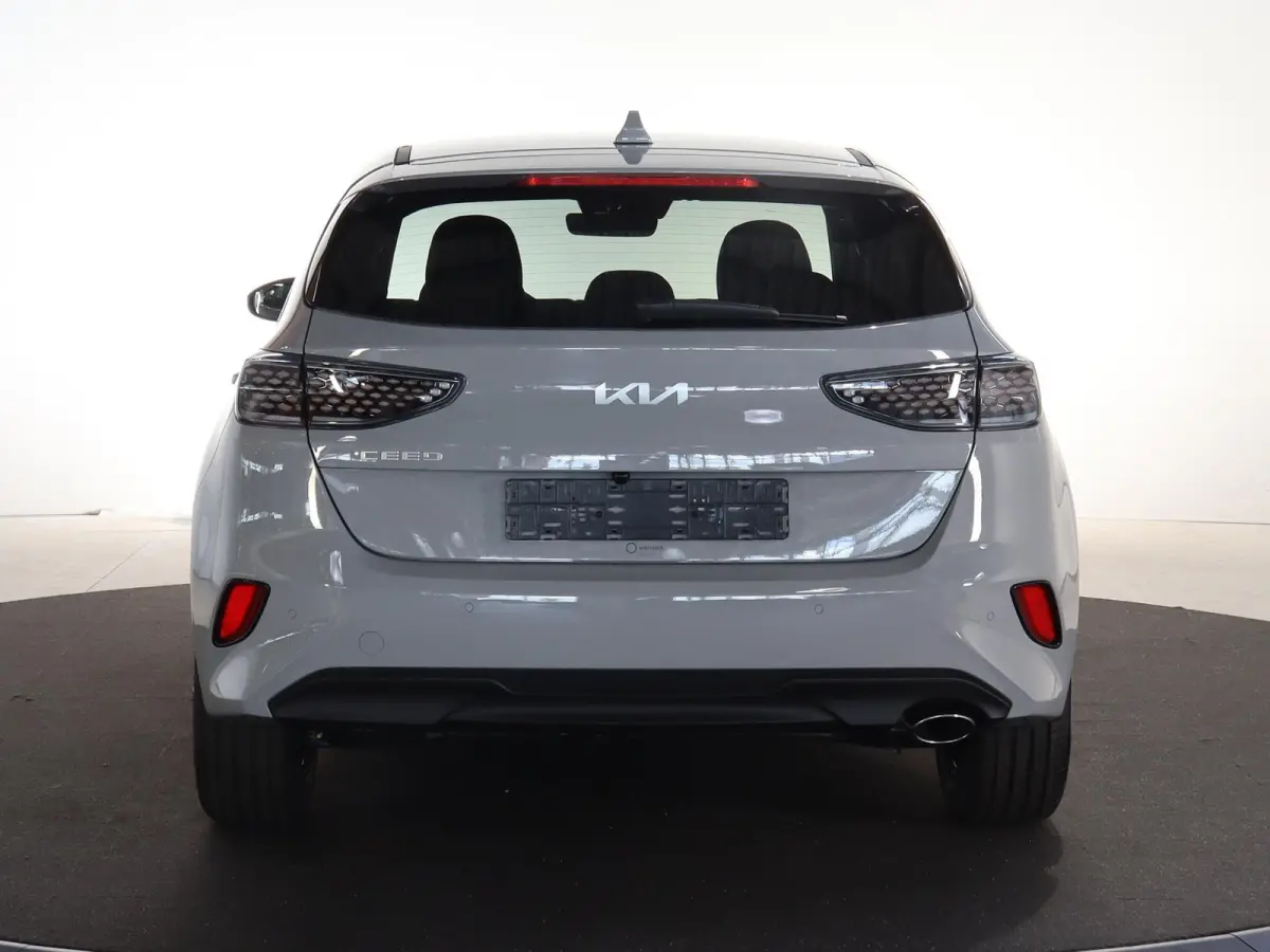 1.0 T-GDi Design Edition | Trekhaak | JBL | Stoelverwarming | Parkeersensoren | LED Koplampen | Dodehoekassistentie  | Adaptieve cruise control | Stuurwiel verwarmd |