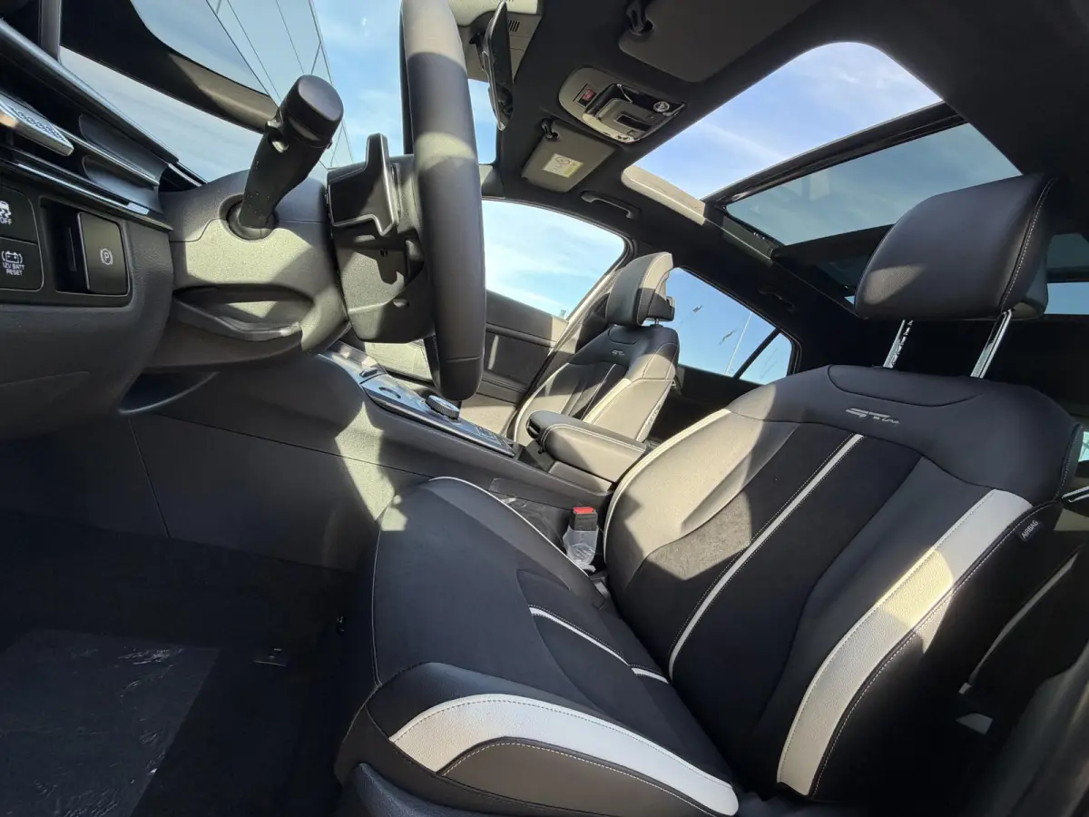 1.6 T-GDi Hybrid GT-Line Snel Leverbaar | Head-up display | Stoelverwarming | Schuif/kanteldak | Camera
