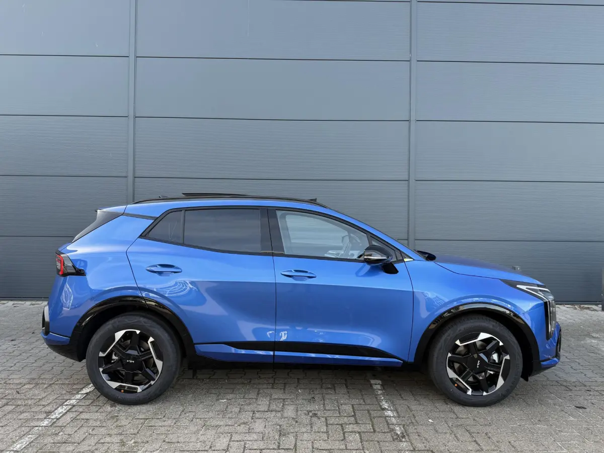 1.6 T-GDi Hybrid GT-Line Snel Leverbaar | Head-up display | Stoelverwarming | Schuif/kanteldak | Camera