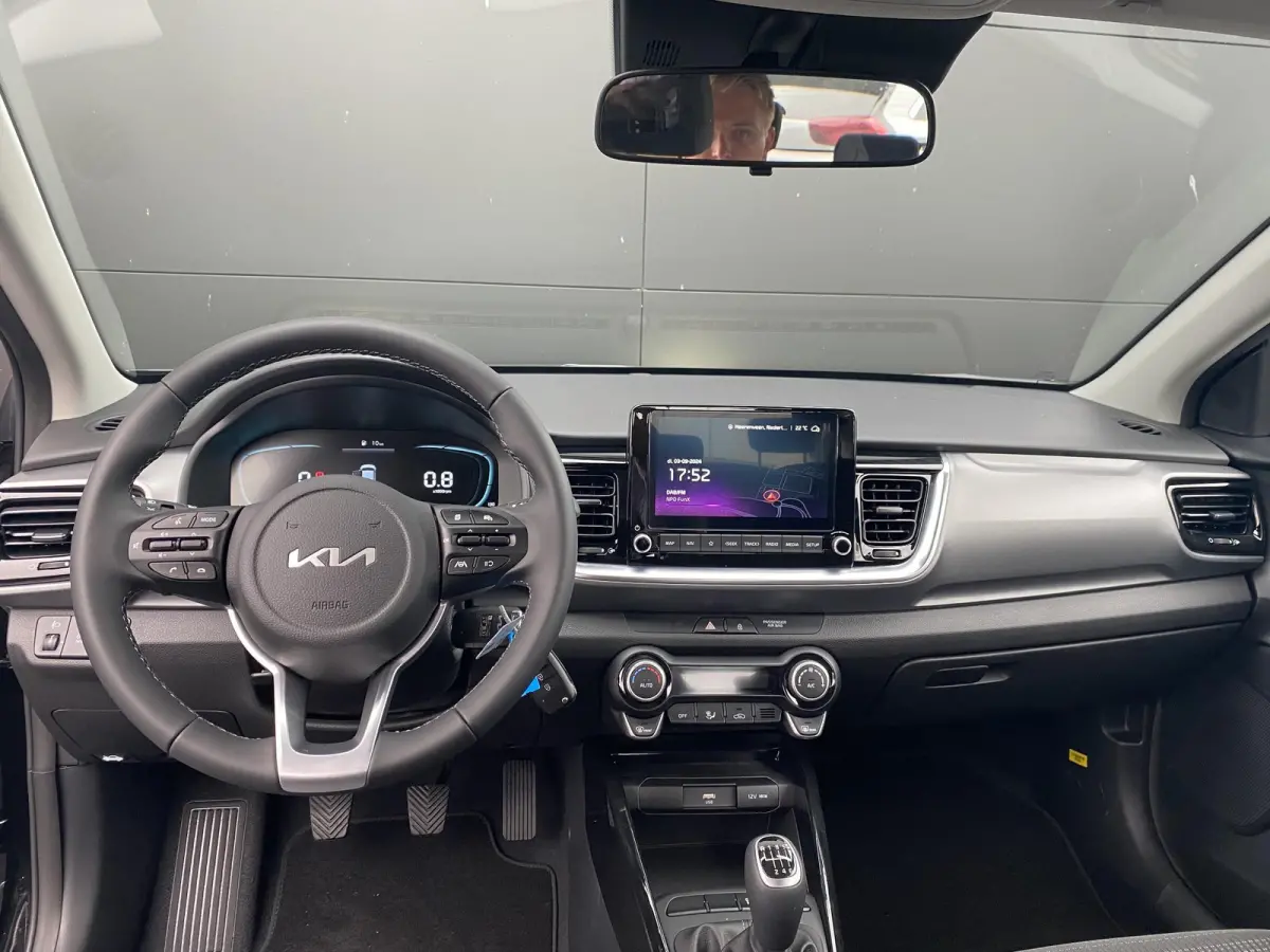 1.0 T-GDi MHEV DynamicLine | vanaf € 429,- per maand | LED-koplampen | Cruise control | Achteruitrijcamera | Dakrails | Lichtmetalen velgen |