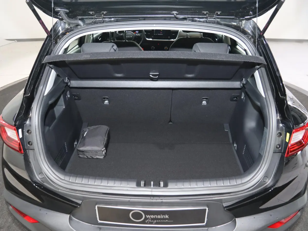 1.0 T-GDi MHEV DynamicLine | vanaf € 429,- per maand | Achteruit Camera | Climate Control | Apple Carplay/Android auto | Elektrische ramen | Cruise Control |