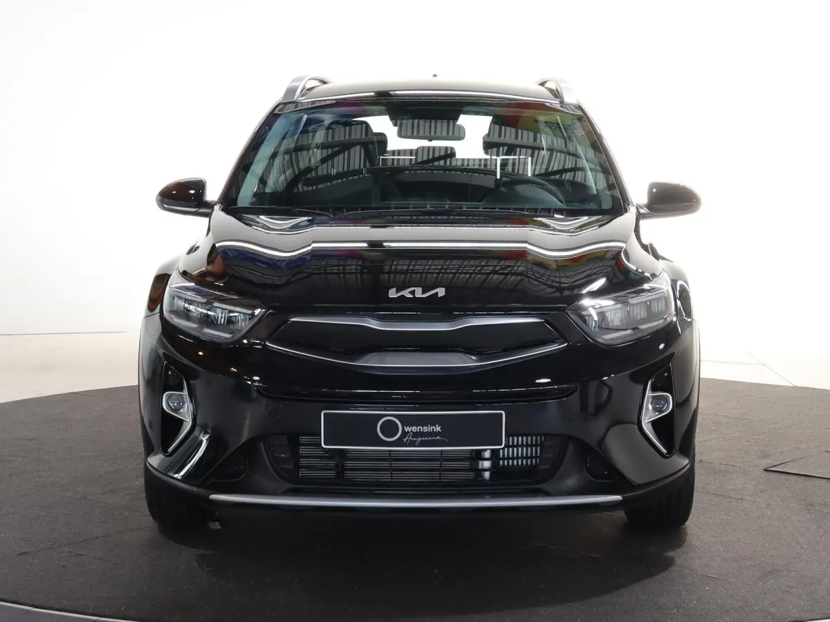 1.0 T-GDi MHEV DynamicLine | vanaf € 429,- per maand | Achteruit Camera | Climate Control | Apple Carplay/Android auto | Elektrische ramen | Cruise Control |