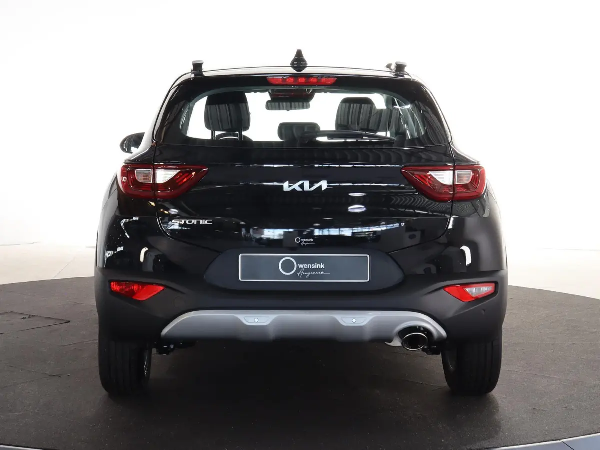 1.0 T-GDi MHEV DynamicLine | vanaf € 429,- per maand | Achteruit Camera | Climate Control | Apple Carplay/Android auto | Elektrische ramen | Cruise Control |