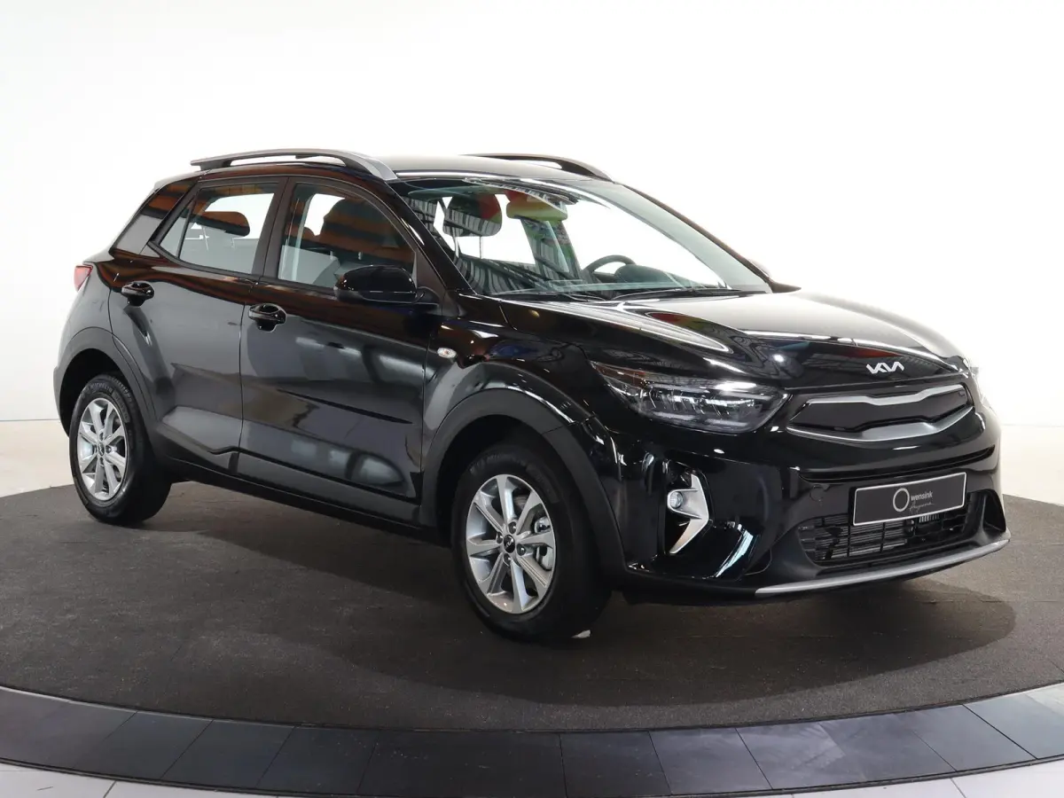 1.0 T-GDi MHEV DynamicLine | vanaf € 429,- per maand | Achteruit Camera | Climate Control | Apple Carplay/Android auto | Elektrische ramen | Cruise Control |