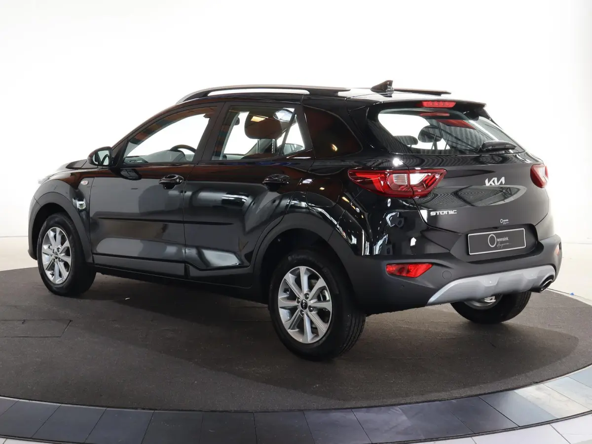 1.0 T-GDi MHEV DynamicLine | vanaf € 429,- per maand | Achteruit Camera | Climate Control | Apple Carplay/Android auto | Elektrische ramen | Cruise Control |