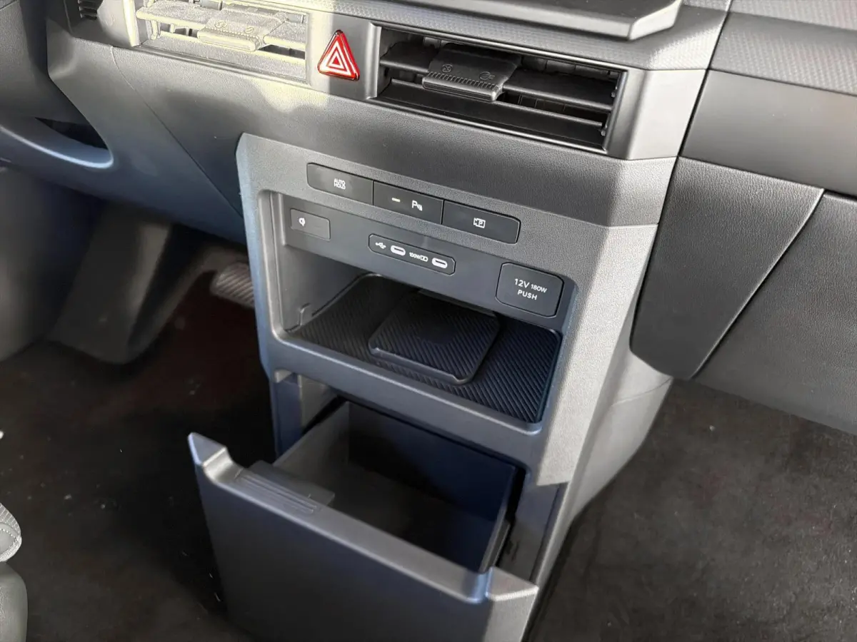 Elite 71.2 kWh | Stoelverwarming | Camera | Adaptieve cruise control | Dodehoekassistentie |